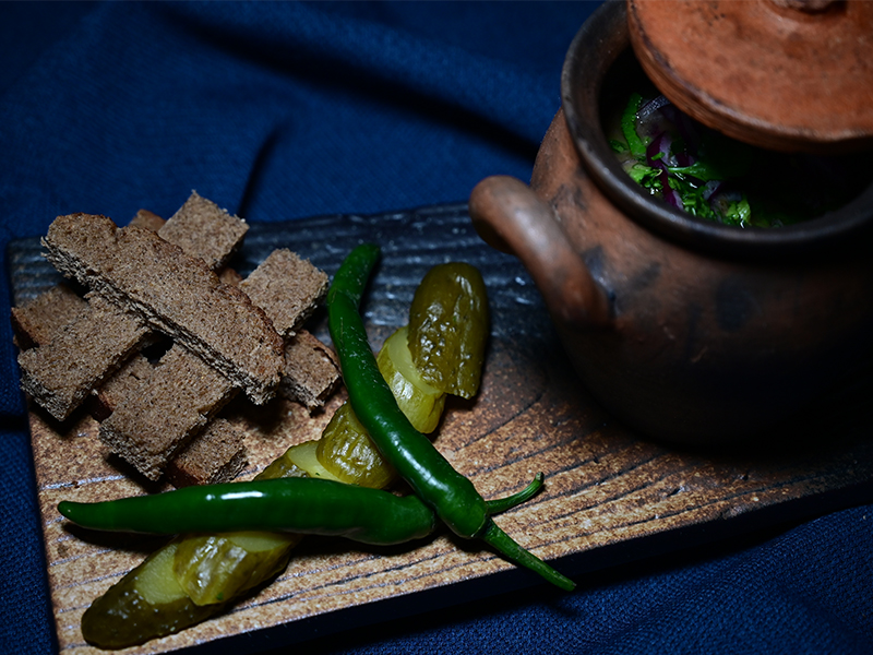 205) Bean stew in a pot  
